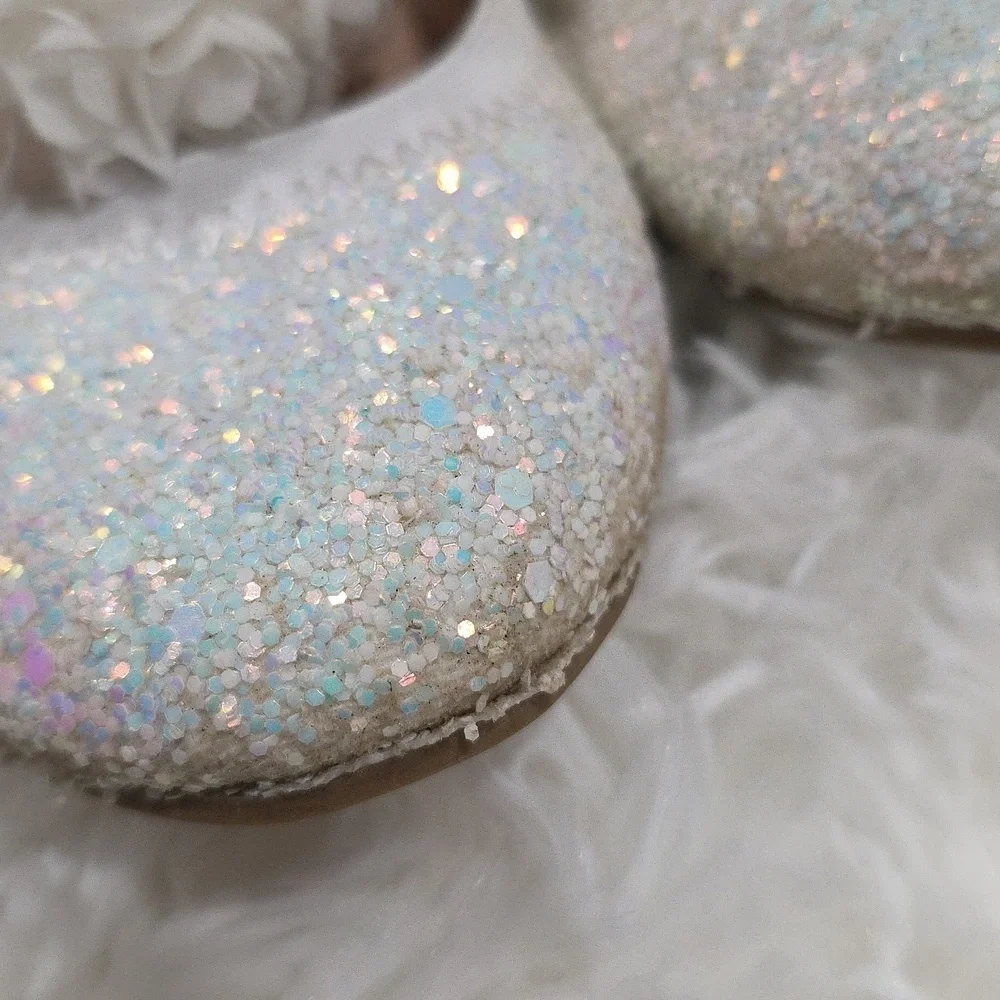 Sugar Kids Sparkly White Dress Shoes. Size 10